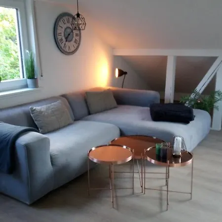 Helle Und Gepflegte 2 Dachgeschoss-wohnung * Bietigheim-Bissingen