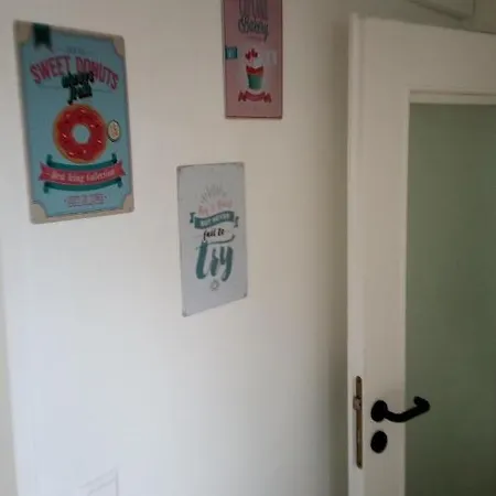 Helle Und Gepflegte 2 Dachgeschoss-wohnung Lejlighed
